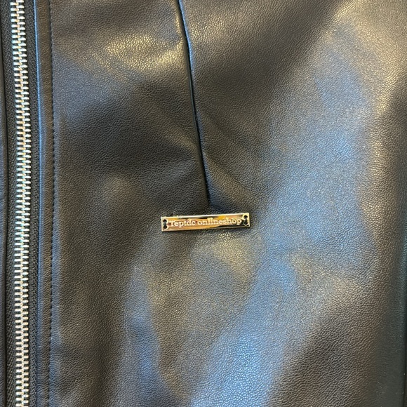 Jacket - Picture 2 of 4